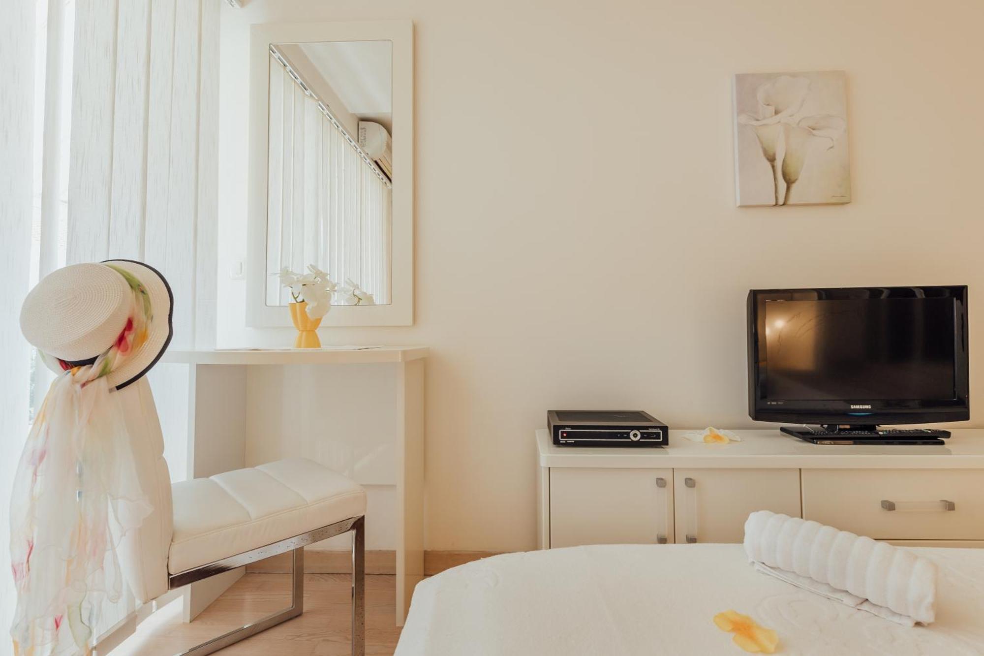 Apartments Porobic Herceg Novi Dış mekan fotoğraf