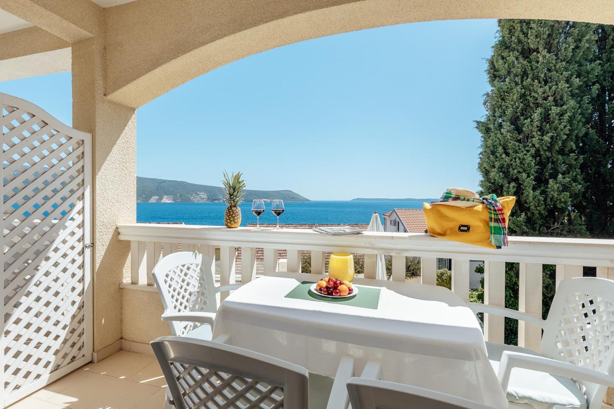 Apartments Porobic Herceg Novi Dış mekan fotoğraf